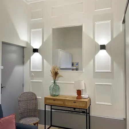 Le Bareuzai Apartment *