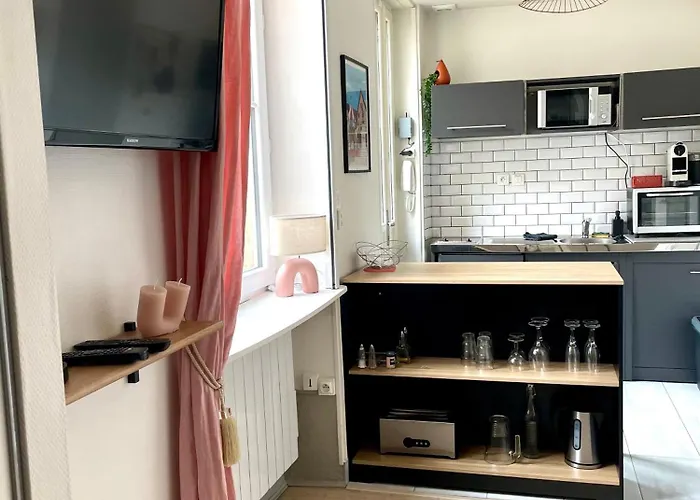 Apartament Le Bareuzai