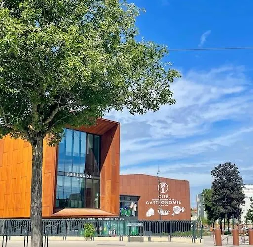 Le Bareuzai Apartamento *